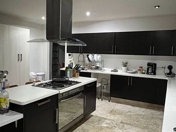 HERMOSA CASA EN VENTA EN BALCONES DE JURIQUILLA