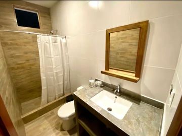 VENTA DE ACOGEDORA Y AMPLIA CASA DE CAMPO EN CONDOMINIO EL ENSUEÑO HUAROCHIRI