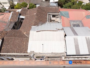 Se vende casa rentera central en la ciudad de Loja