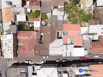 Se vende casa rentera central en la ciudad de Loja