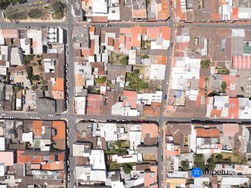 Se vende casa rentera central en la ciudad de Loja