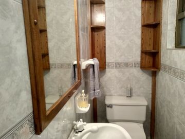 VENDO CASA REMODELADA - PONTEVEDRA - BOGOTÁ - 290 M2