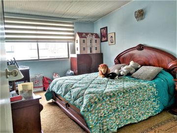 VENDO CASA REMODELADA - PONTEVEDRA - BOGOTÁ - 290 M2