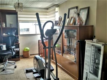 VENDO CASA REMODELADA - PONTEVEDRA - BOGOTÁ - 290 M2