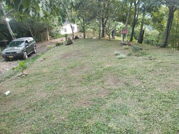 Vendo Hermosa Finca a 5 minutos de Villeta Cundinamarca posibilidadd de proyecto hotelerao.