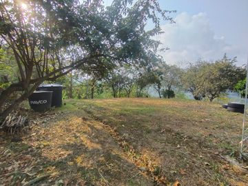 Vendo Hermosa Finca a 5 minutos de Villeta Cundinamarca posibilidadd de proyecto hotelerao.