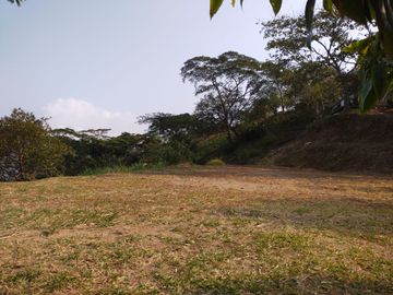 Vendo Hermosa Finca a 5 minutos de Villeta Cundinamarca posibilidadd de proyecto hotelerao.