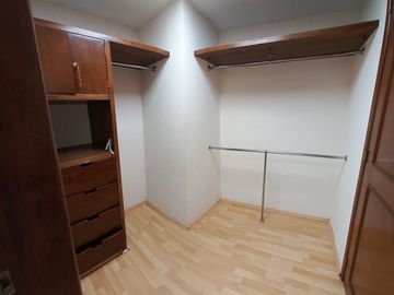 CASA EN VENTA EN HUIXQUILUCAN EDOMEX COL BOSQUES DE LA HERRADURA