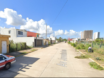 CASA EN REMATE BANCARIO EN JUVENTINO ROSAS, PUERTO MEXICO , COATZACOALCOS, VERACRUZ.