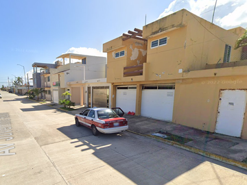 CASA EN REMATE BANCARIO EN JUVENTINO ROSAS, PUERTO MEXICO , COATZACOALCOS, VERACRUZ.