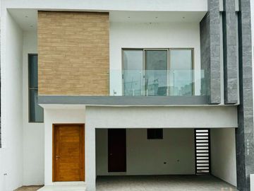 Casa nueva en venta fraccionamiento Albaterra $5,100,000.