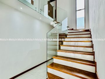 Casa nueva en venta fraccionamiento Albaterra $5,100,000.
