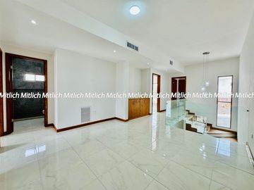 Casa nueva en venta fraccionamiento Albaterra $5,100,000.