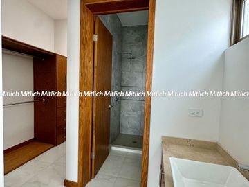 Casa nueva en venta fraccionamiento Albaterra $5,100,000.