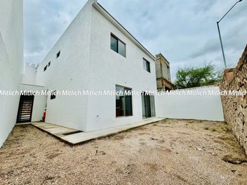 Casa nueva en venta fraccionamiento Albaterra $5,100,000.