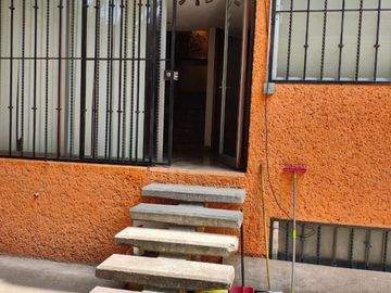 EDIFICIO PARA REMODELAR EN VENTA, LAS AGUILAS