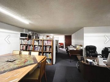 EDIFICIO PARA REMODELAR EN VENTA, LAS AGUILAS