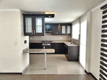 Hermosa Casa Esquinera en Conjunto - San Gabriel Valle de los Chillos