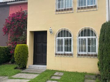 CASA EN VENTA EN VALLE DE LA HACIENDA