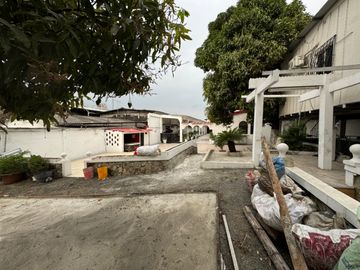 En venta casa de 14 dormitorios rentera en Inmaconsa.