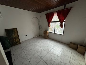 En venta casa de 14 dormitorios rentera en Inmaconsa.