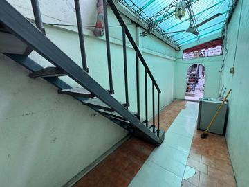 En venta casa de 14 dormitorios rentera en Inmaconsa.