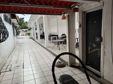 En venta casa de 14 dormitorios rentera en Inmaconsa.