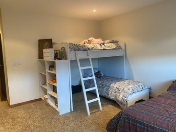 DEPARTAMENTO EN VENTA, QUITO TENIS $450.000