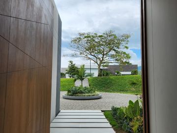 VENTA LUJOSA CASA EN CERRITOS PEREIRA