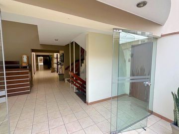 La Molina RESID. MONTERRICO – Dúplex PRIMER PISO de 4dorm + 2cocheras + 2terrazas
