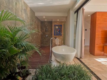 Freshly New Renovated Three Bedroom Villa for Rent in Heart of Umalas