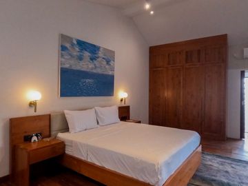 Freshly New Renovated Three Bedroom Villa for Rent in Heart of Umalas