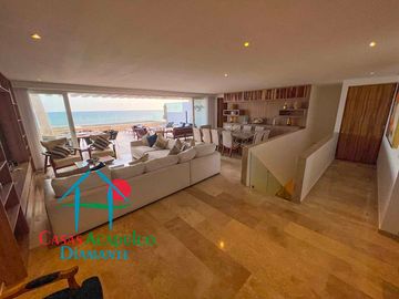 Depa en renta mensual con amplia terraza, alberca, jacuzzi privado y vista frontal al mar