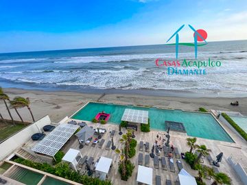 Depa en renta mensual con amplia terraza, alberca, jacuzzi privado y vista frontal al mar