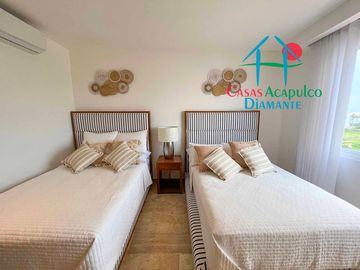 Depa en renta mensual con amplia terraza, alberca, jacuzzi privado y vista frontal al mar