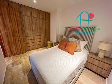 Depa en renta mensual con amplia terraza, alberca, jacuzzi privado y vista frontal al mar