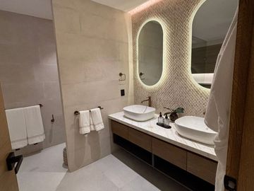 Departamento de 2 Habitaciones con Amenidades Premium: Vive en Playacar
