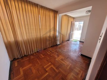 VENTA DE DEPARTAMENTO EN URBANIZACIÓN SAN EDUARDO DE CHICLAYO