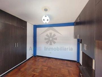VENTA DE DEPARTAMENTO EN URBANIZACIÓN SAN EDUARDO DE CHICLAYO