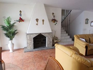 ✨ ¡Vive la Casa de tus Sueños en la Exclusiva Urb. La Calesa, Surco! ✨