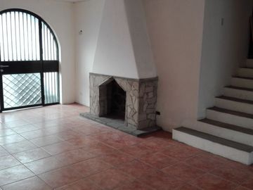✨ ¡Vive la Casa de tus Sueños en la Exclusiva Urb. La Calesa, Surco! ✨