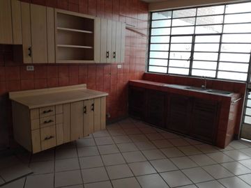 ✨ ¡Vive la Casa de tus Sueños en la Exclusiva Urb. La Calesa, Surco! ✨