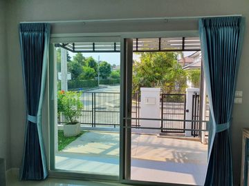 Selling a house LAND AND HOUSE Ruamchok , great price, with all furniture in the house