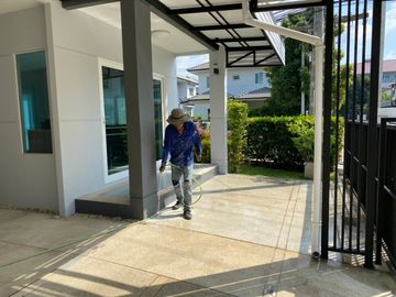 Selling a house LAND AND HOUSE Ruamchok , great price, with all furniture in the house