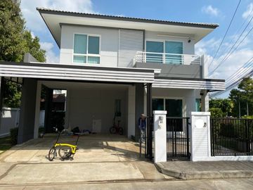 Selling a house LAND AND HOUSE Ruamchok , great price, with all furniture in the house