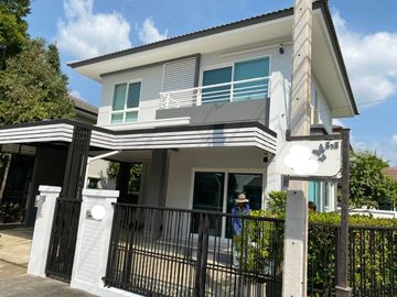 Selling a house LAND AND HOUSE Ruamchok , great price, with all furniture in the house