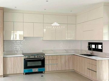 Eastville Filinvest East 4-Bedroom 4BR House and Lot for Sale in Cainta, Rizal