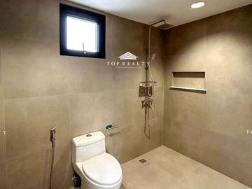 Eastville Filinvest East 4-Bedroom 4BR House and Lot for Sale in Cainta, Rizal