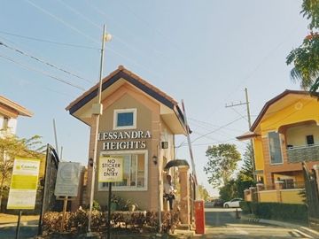 FORECLOSED - END UNIT Townhouse for Sale Camella LEssandra Heights - Molino 4 Bacoor Cavite