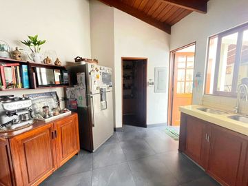 Vendo Hermosa Casa con Piscina en Rinconada del Lago